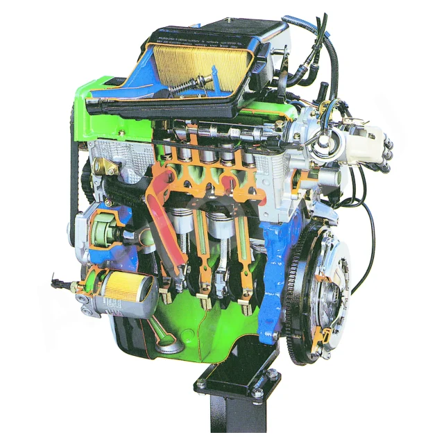 Petrol engine with MPI fuel injection Cutaway AE45212IEM